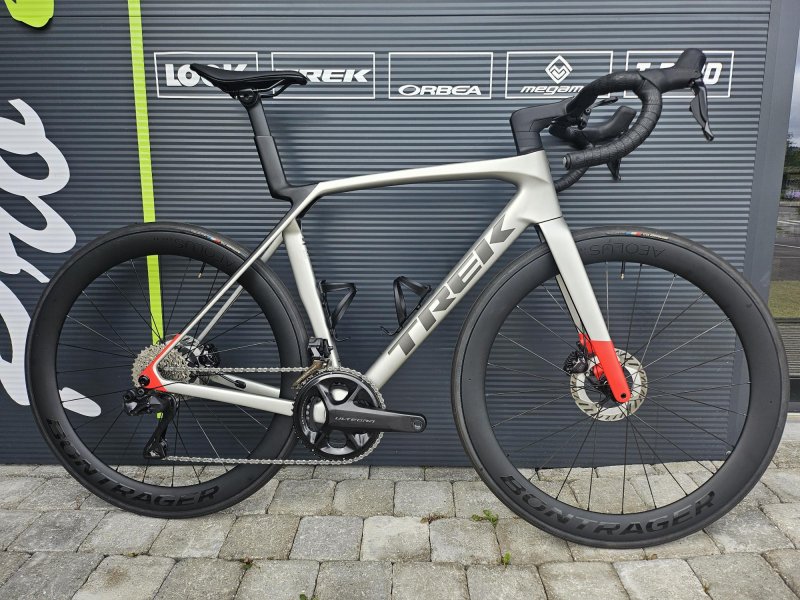 MADONE SL 7 8e GEN 